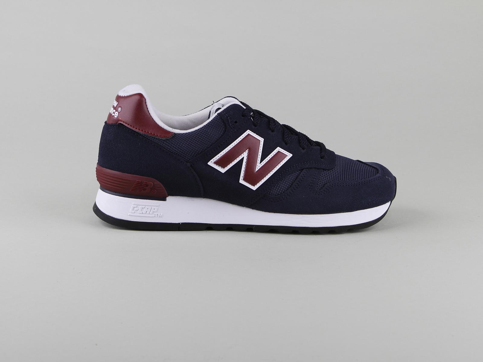 new balance bleu marine homme